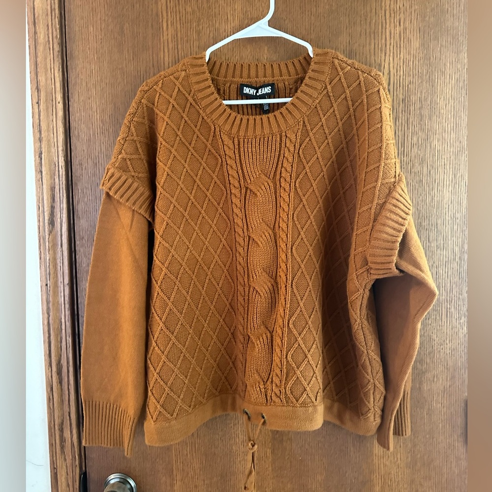 NWT DKNY Chunky Knit Cropped Sweater Drawstring  on Bottom Cable Details size 1X
